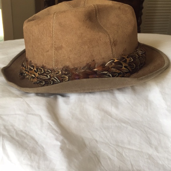 VTG leather hat with feathers - Picture 6 of 8